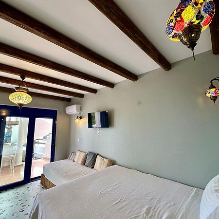 George Suites Stegna Архангелос Екстериор снимка