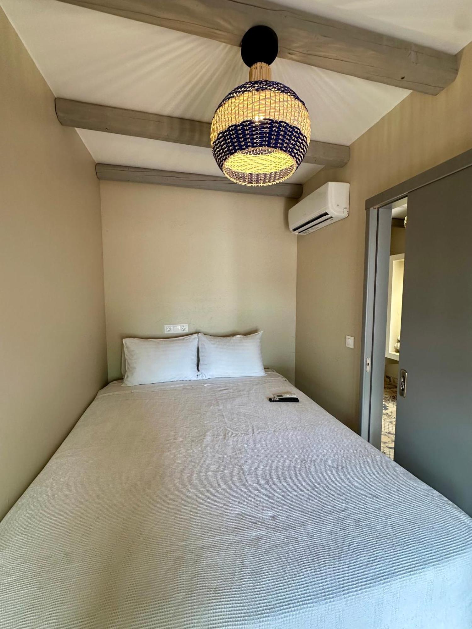 George Suites Stegna Архангелос Екстериор снимка