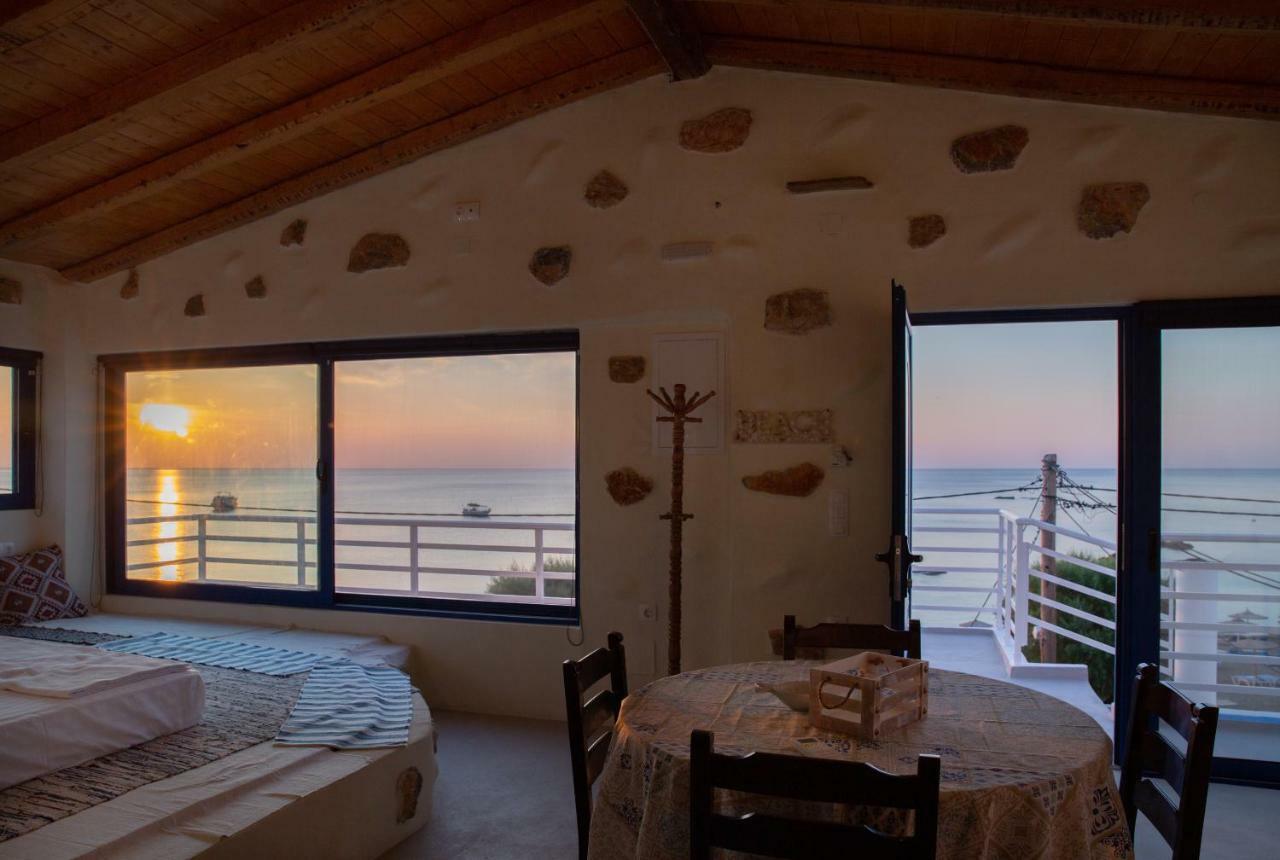 George Suites Stegna Архангелос Екстериор снимка